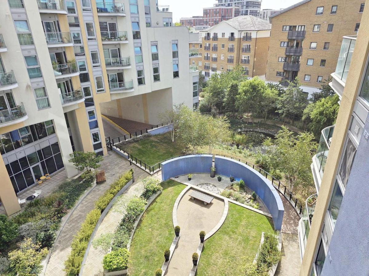 Beautiful 2 Bedroom Flat In Battersea 런던 외부 사진